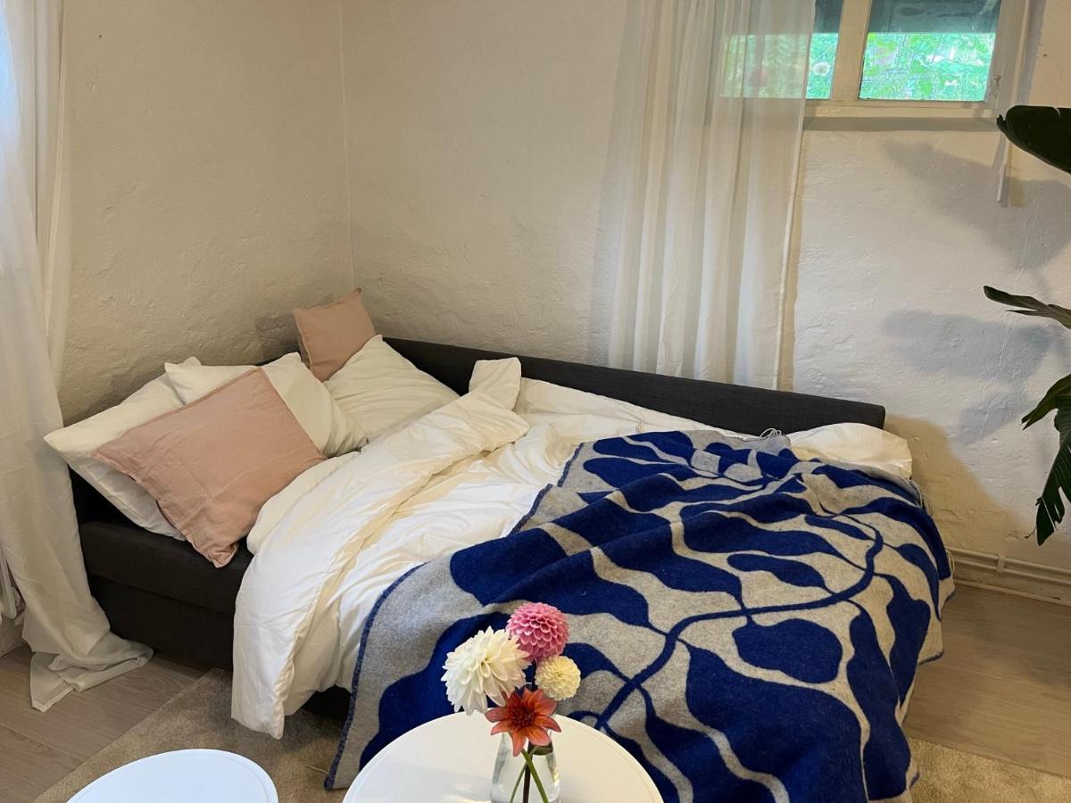 Leilighet Spacious & Affordable Stay, 8 Sleeps With Garden! *
